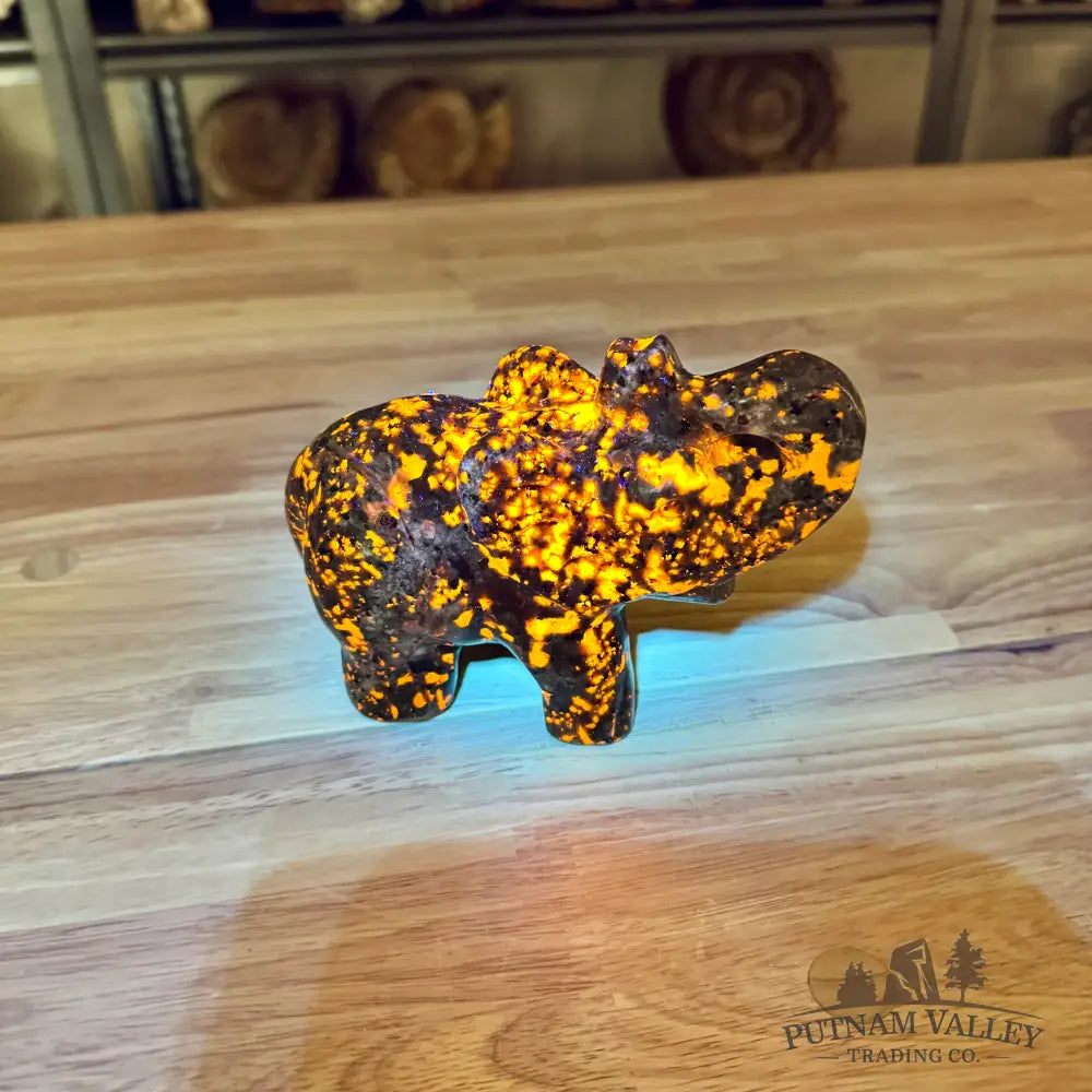 Yooperlite Elephants Sculpture