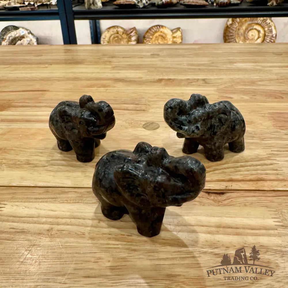 Yooperlite Elephants Small Sculpture