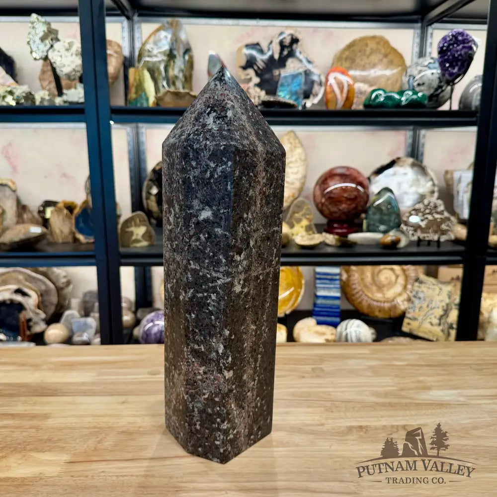 Yooperlite + Hematite Tower 16.75’’ | 21.74lb - Tower