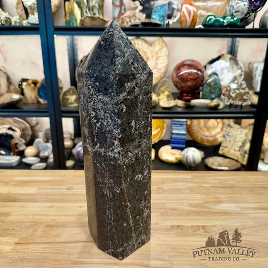 Yooperlite + Hematite Tower 16.75’’ | 21.74lb - Tower