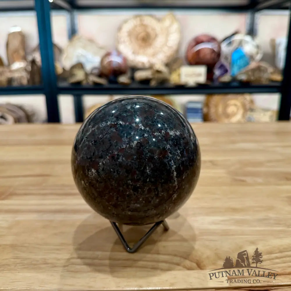 Yooperlite Sphere 4.44’’ - Sphere