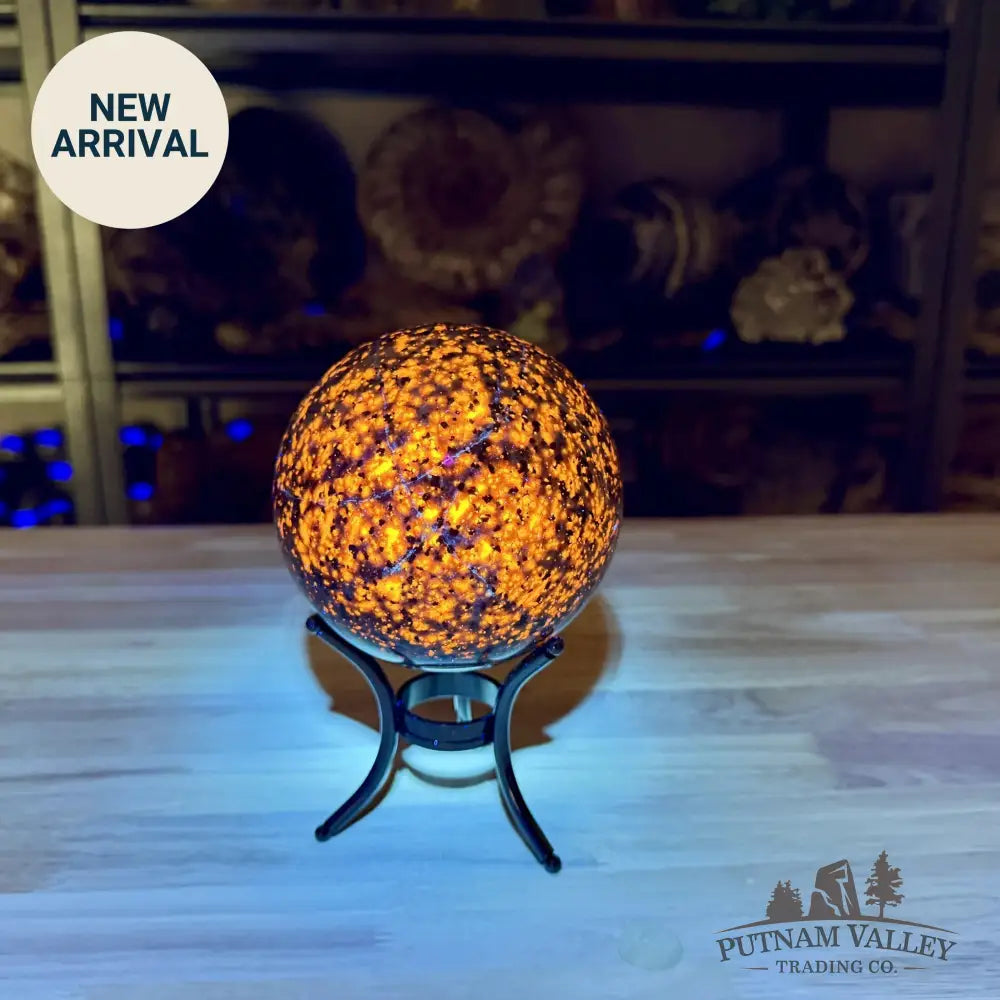 Yooperlite Sphere 4.44’’, UV Reactive Glow - Sphere