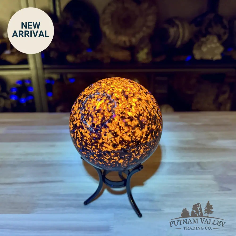 Yooperlite Sphere 4.66’’, UV Reactive Glow - Sphere
