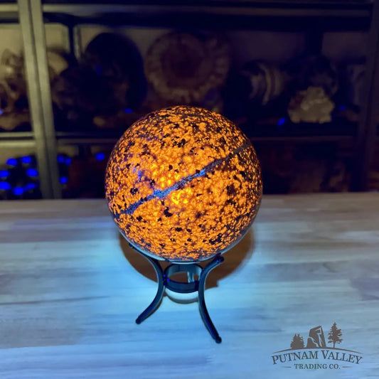 Yooperlite Sphere 5.17’’, UV Reactive Glow - Sphere