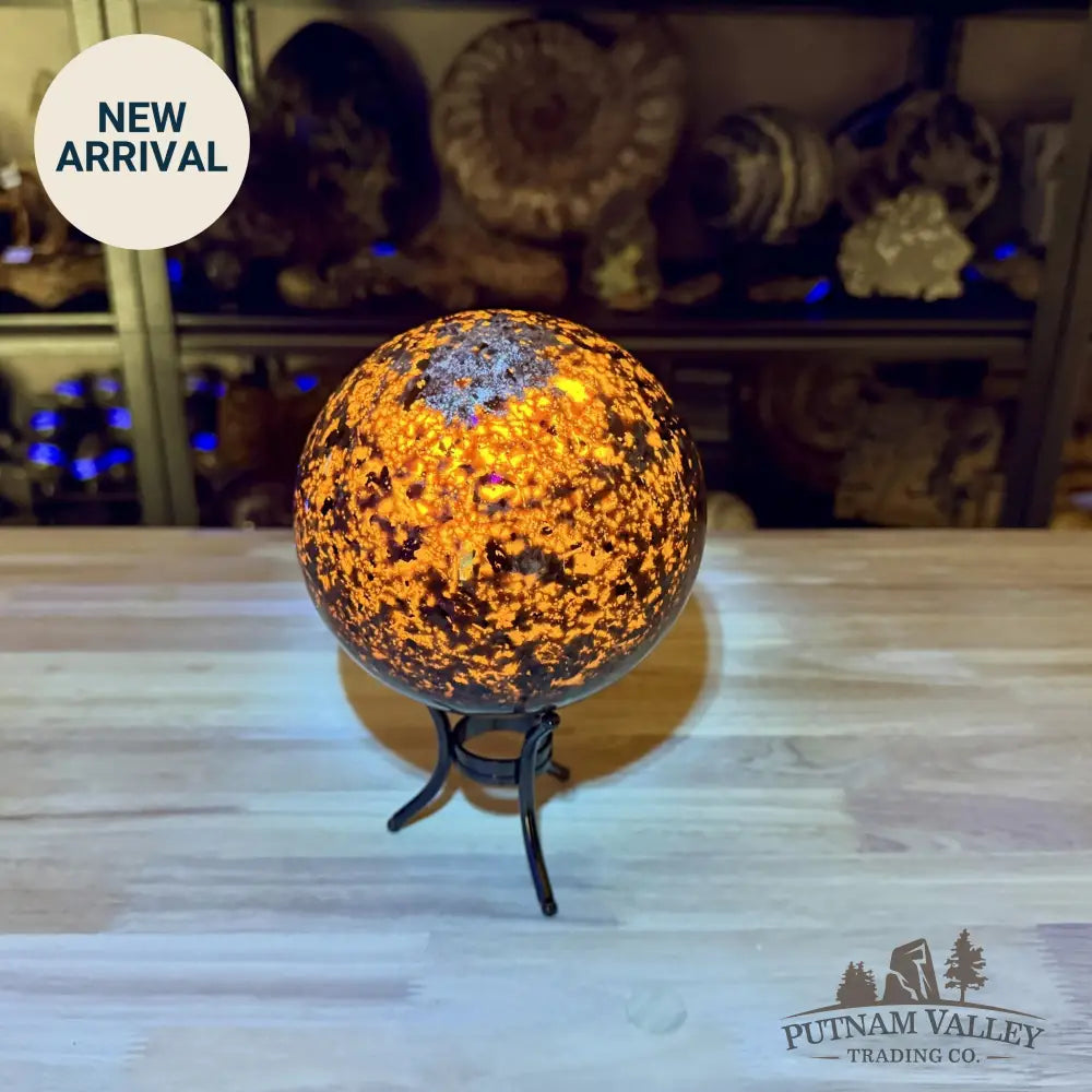 Yooperlite Sphere 5.56’’, UV Reactive Glow - Sphere