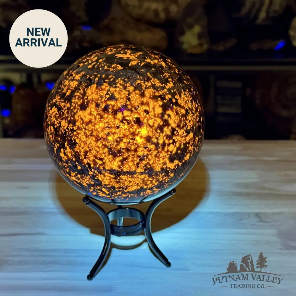 Yooperlite Sphere 5.61’’, UV Reactive Glow - Sphere