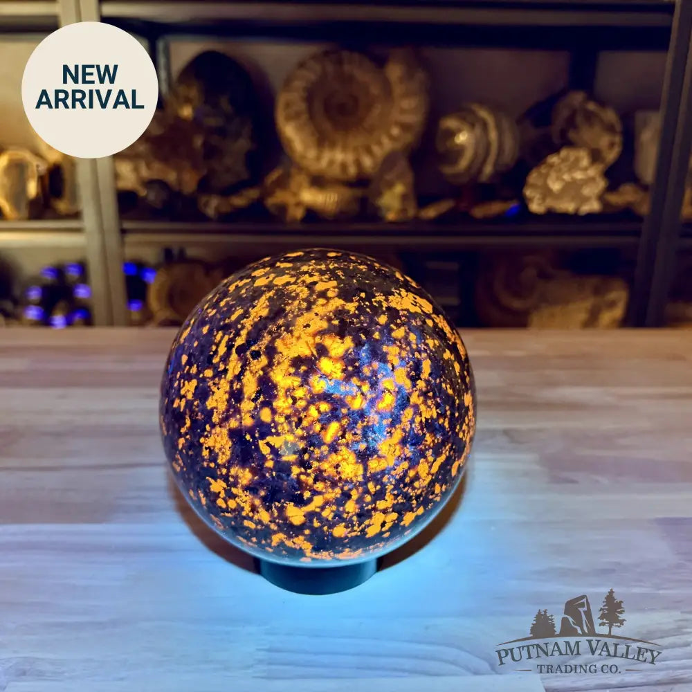 Yooperlite Sphere 6.31’’ | 12.72lb - Sphere