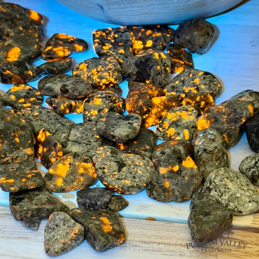 Tumbled Yooperlite Stones (½ lb) | Freeform - Tumbled Stone